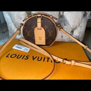 MINI BOITE CHAPEAU M44699 crossbody bag